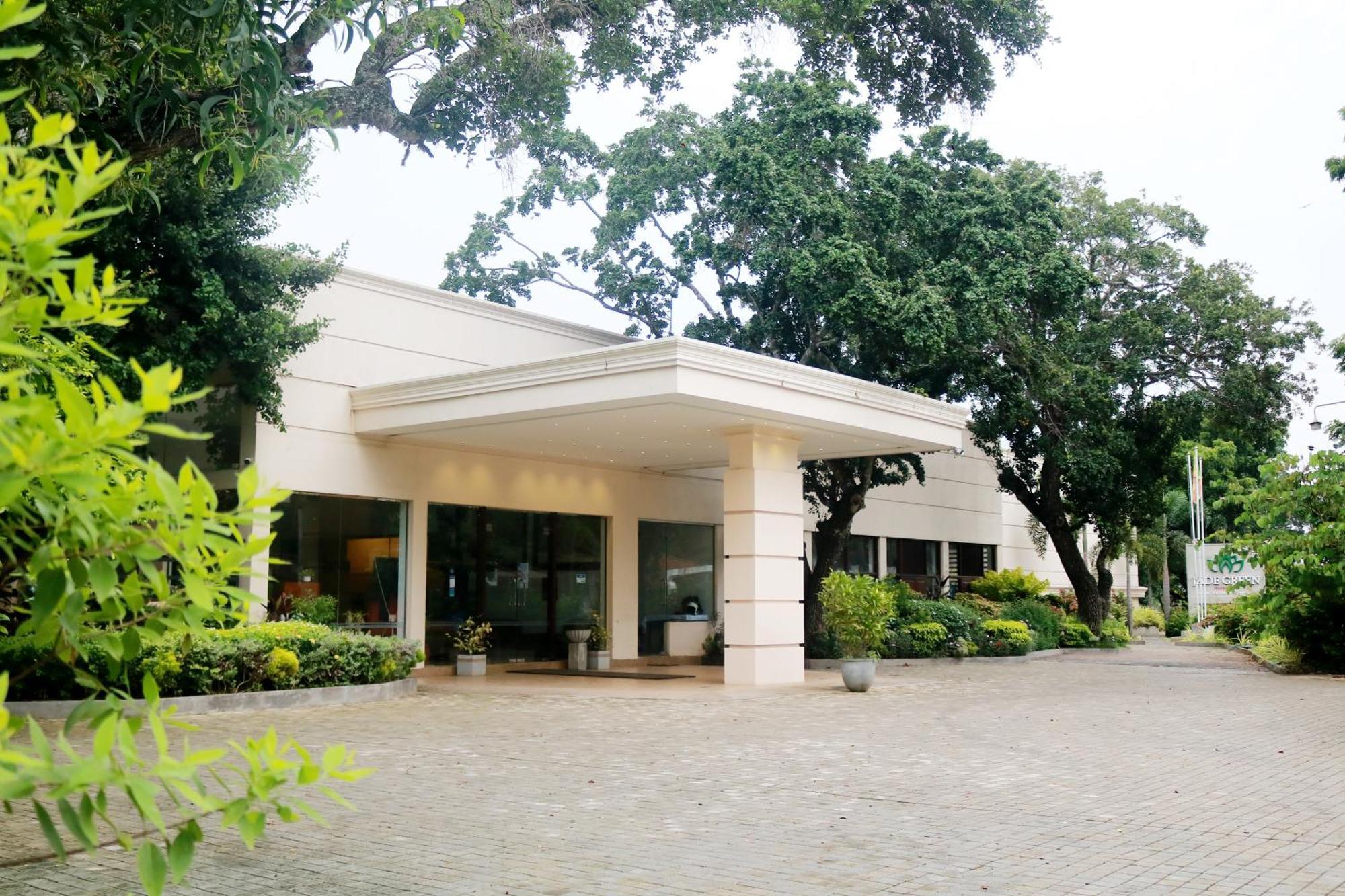 Jade Green Hotel Hambantota Exterior photo