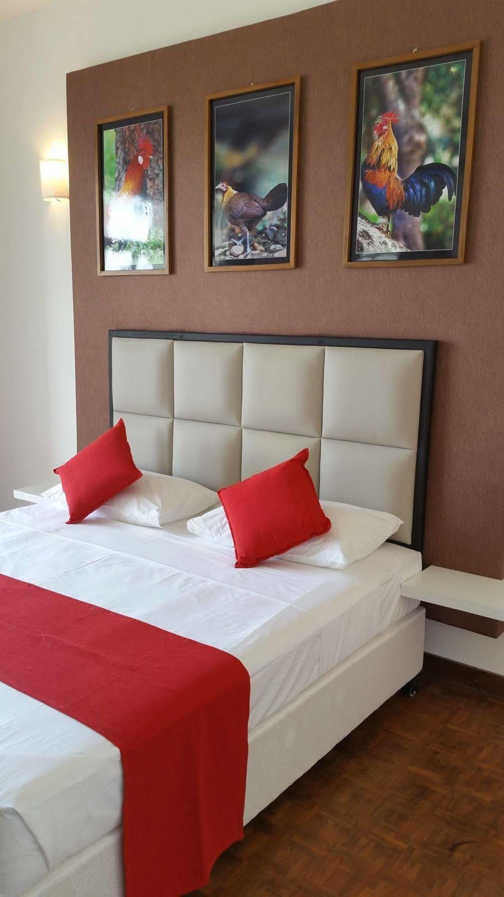 Jade Green Hotel Hambantota Exterior photo